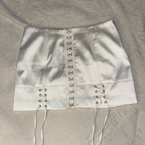 Dolls kill Nights out white mini skirt corset silky feel - Picture 1 of 4